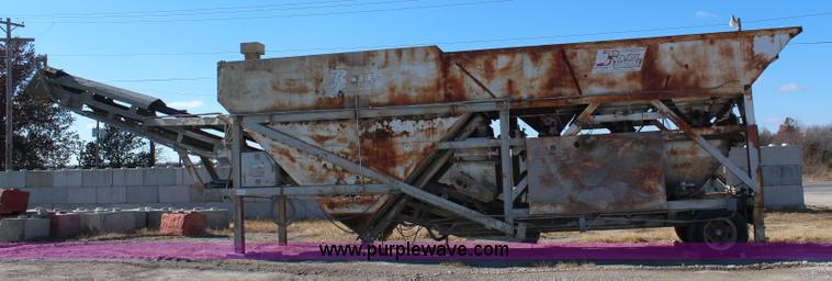 image for item I5983 Ross 100 Uniplant concrete plant