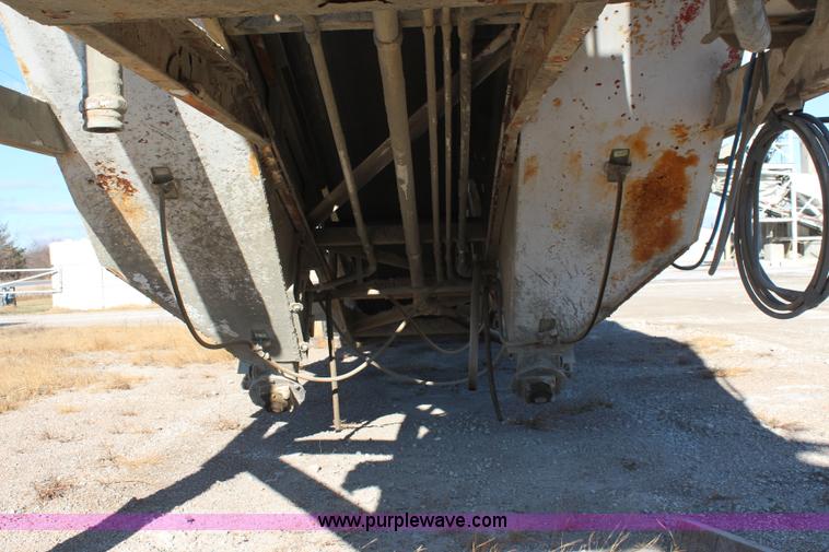 image for item I5983 Ross 100 Uniplant concrete plant