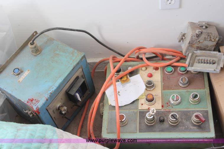 image for item I5983 Ross 100 Uniplant concrete plant