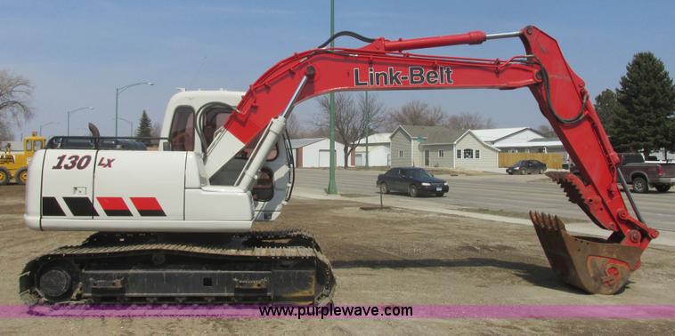 image for item I6698 2005 Link Belt 130LX excavator