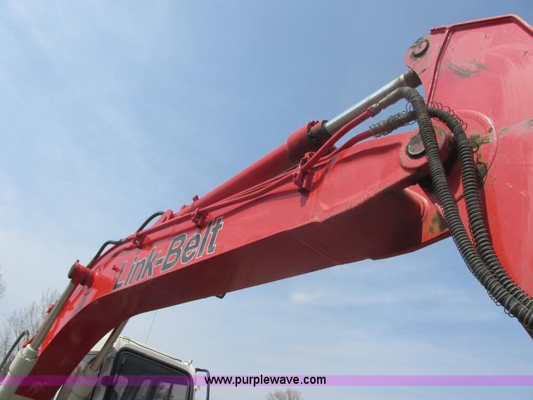 image for item I6698 2005 Link Belt 130LX excavator