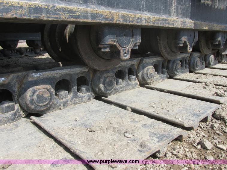 image for item I6698 2005 Link Belt 130LX excavator