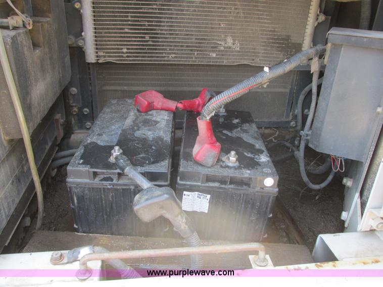 image for item I6698 2005 Link Belt 130LX excavator