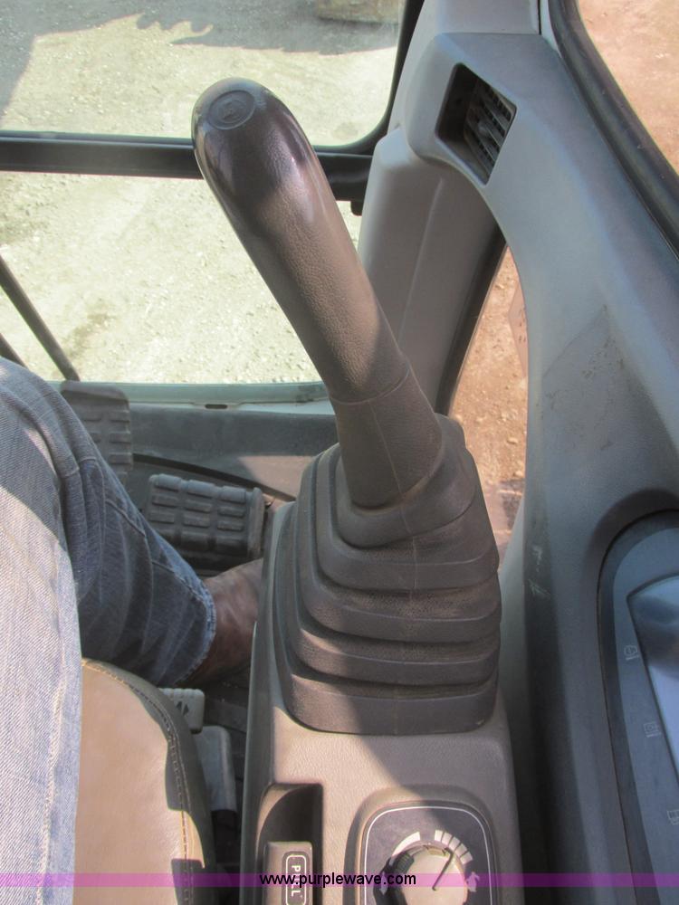 image for item I6698 2005 Link Belt 130LX excavator