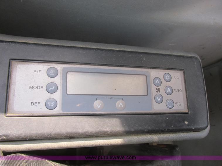 image for item I6698 2005 Link Belt 130LX excavator