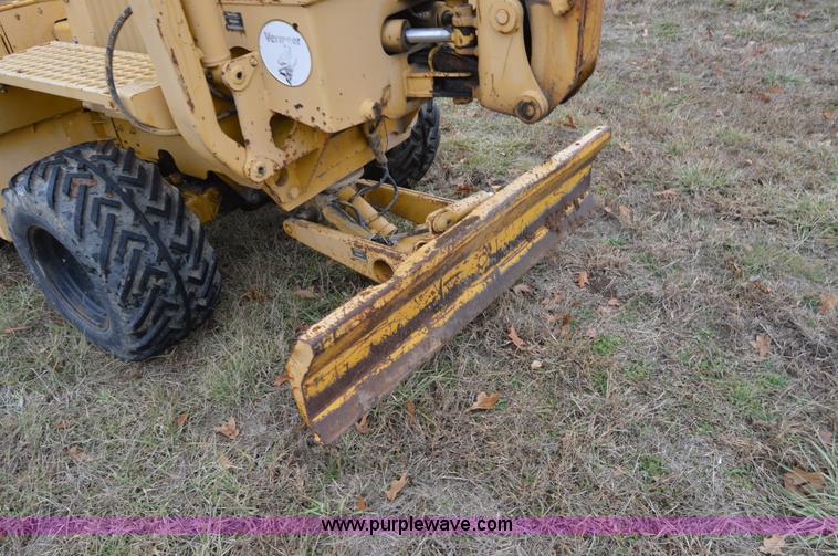 image for item I6925 1995 Vermeer V5750 trencher