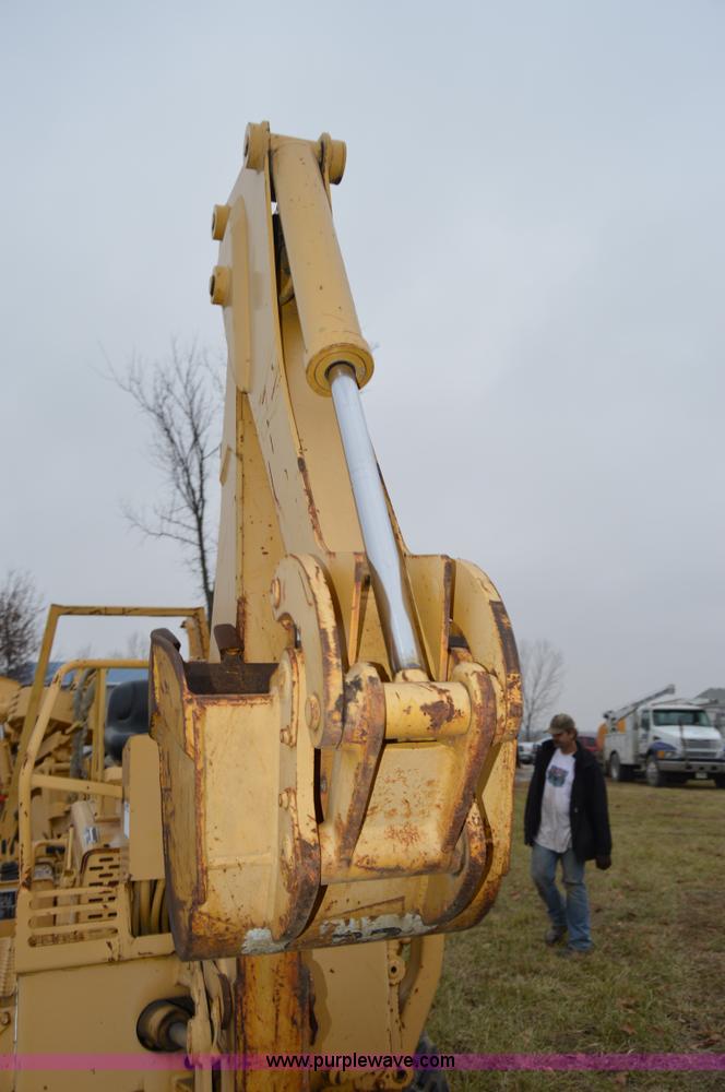 image for item I6925 1995 Vermeer V5750 trencher