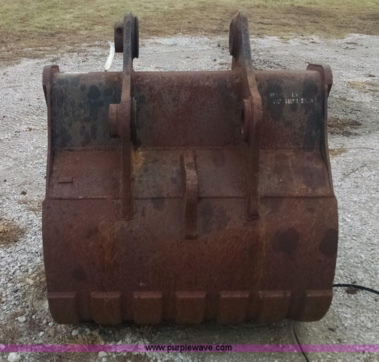 image for item I6927 Geith excavator bucket