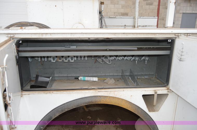 image for item I6933 2002 Liftall LOM-50-2S material handler boom lift