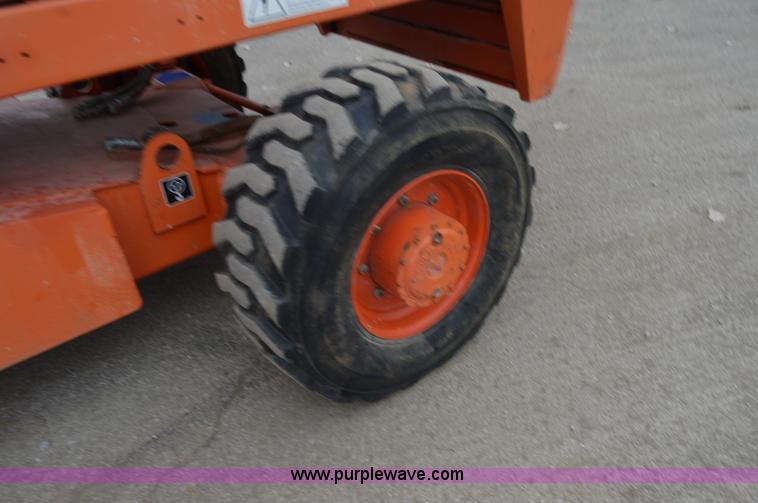 image for item I6959 2007 Snorkel TB66J boom lift