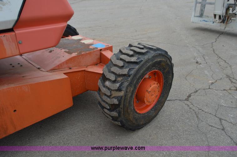 image for item I6959 2007 Snorkel TB66J boom lift