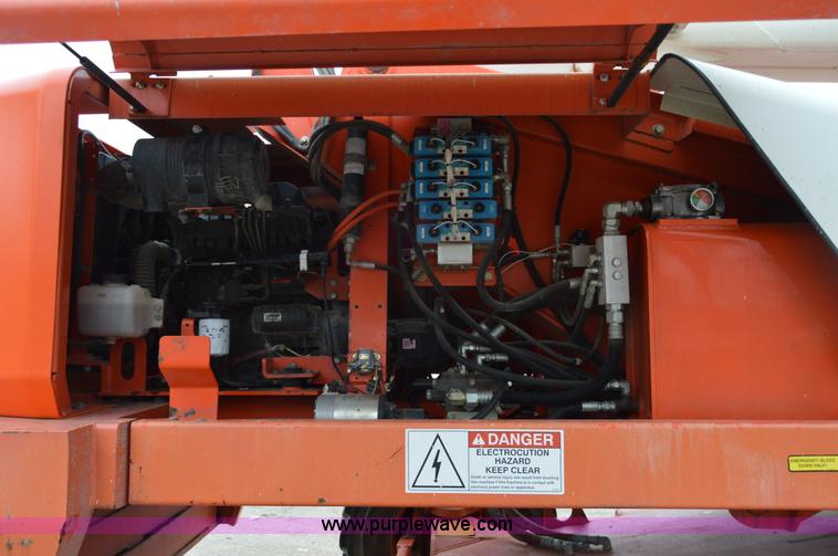 image for item I6959 2007 Snorkel TB66J boom lift