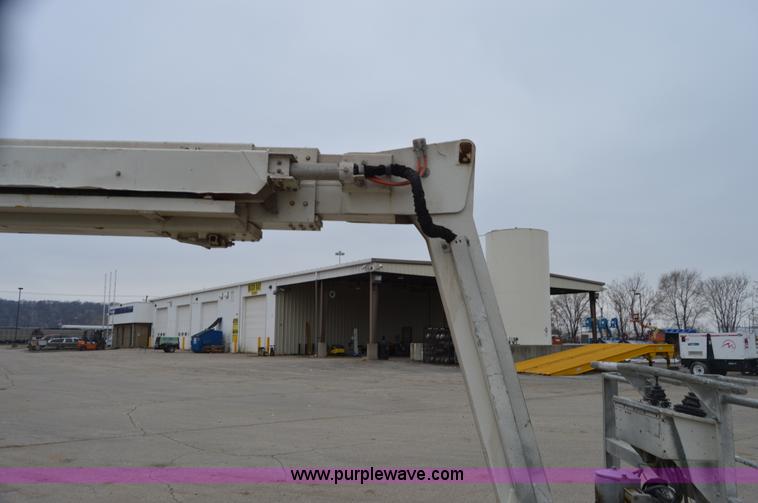 image for item I6959 2007 Snorkel TB66J boom lift