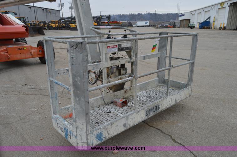 image for item I6959 2007 Snorkel TB66J boom lift