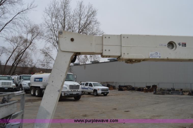 image for item I6959 2007 Snorkel TB66J boom lift