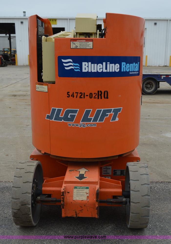 image for item I6961 2008 JLG E300AJP boom lift