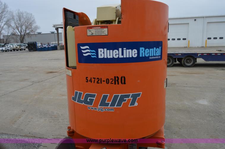 image for item I6961 2008 JLG E300AJP boom lift