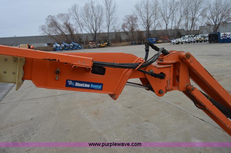 image for item I6961 2008 JLG E300AJP boom lift