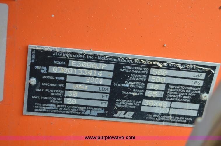 image for item I6961 2008 JLG E300AJP boom lift