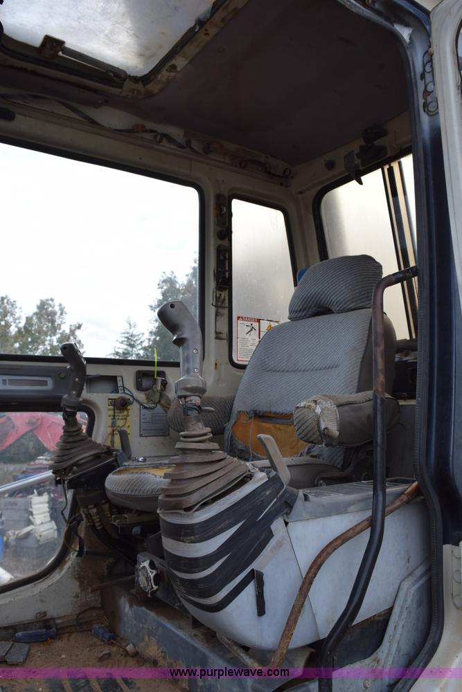 image for item I8621 1997 Link Belt 4300 excavator