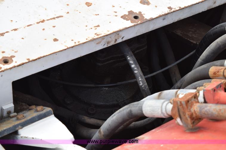 image for item I8621 1997 Link Belt 4300 excavator