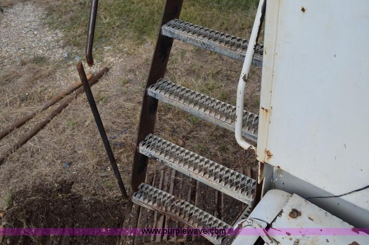 image for item I8621 1997 Link Belt 4300 excavator