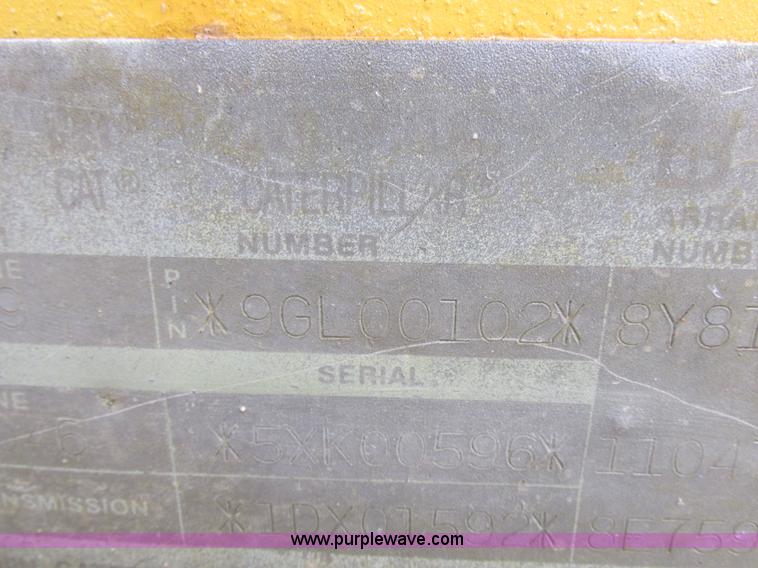 image for item I8834 1994 Caterpillar 939 track loader