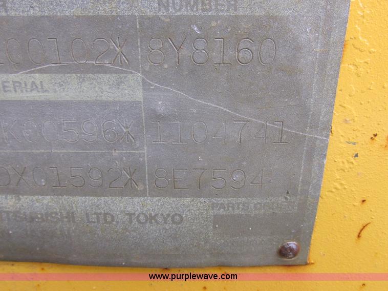 image for item I8834 1994 Caterpillar 939 track loader