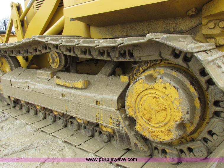 image for item I8834 1994 Caterpillar 939 track loader