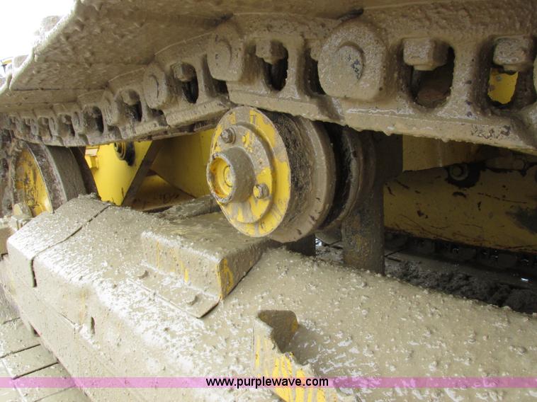 image for item I8834 1994 Caterpillar 939 track loader