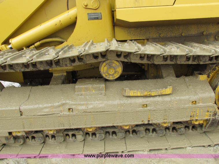 image for item I8834 1994 Caterpillar 939 track loader