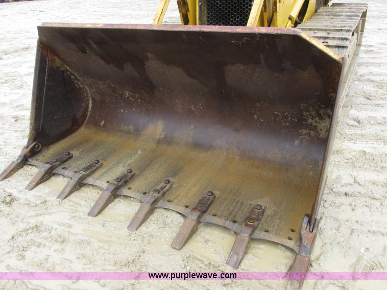 image for item I8834 1994 Caterpillar 939 track loader