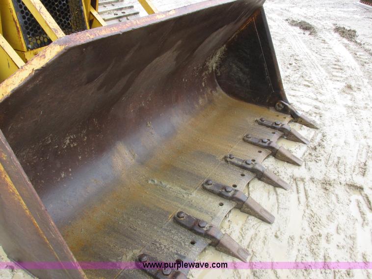 image for item I8834 1994 Caterpillar 939 track loader