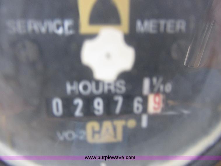 image for item I8834 1994 Caterpillar 939 track loader