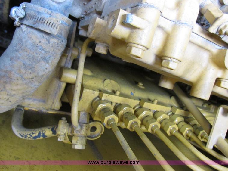 image for item I8834 1994 Caterpillar 939 track loader