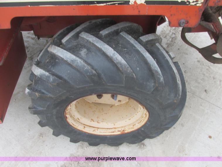 image for item J2336 1994 Ditch Witch 3610DD trencher
