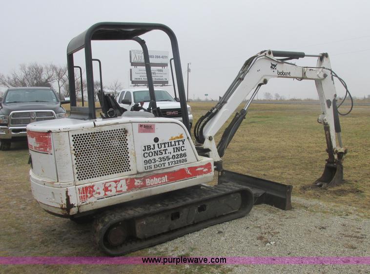 image for item J2345 1999 Bobcat 334 compact excavator