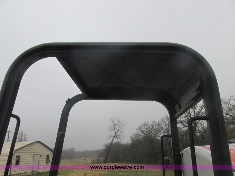 image for item J2345 1999 Bobcat 334 compact excavator