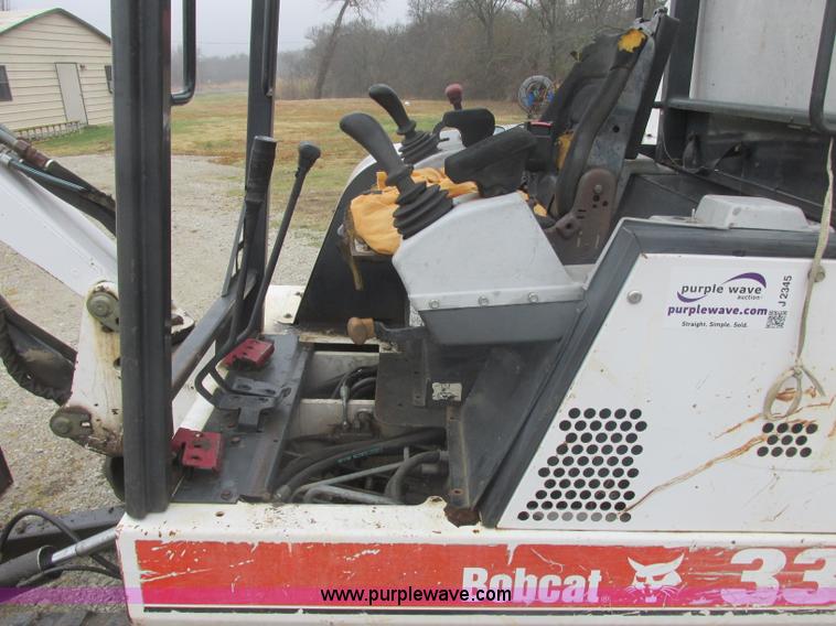 image for item J2345 1999 Bobcat 334 compact excavator