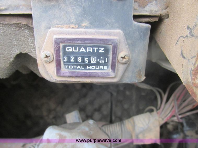image for item J2345 1999 Bobcat 334 compact excavator