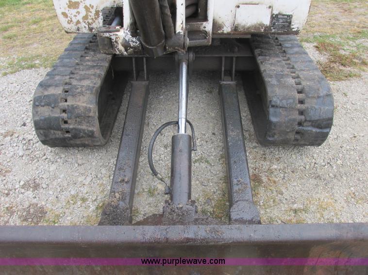 image for item J2345 1999 Bobcat 334 compact excavator