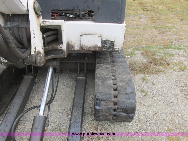 image for item J2345 1999 Bobcat 334 compact excavator
