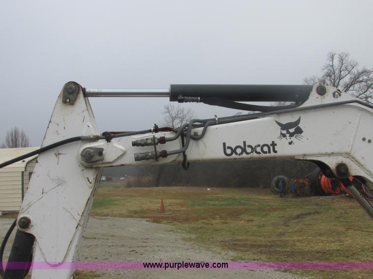 image for item J2345 1999 Bobcat 334 compact excavator