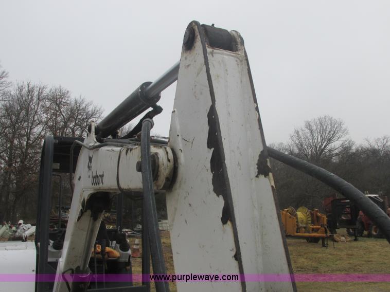 image for item J2345 1999 Bobcat 334 compact excavator