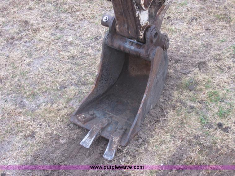 image for item J2345 1999 Bobcat 334 compact excavator