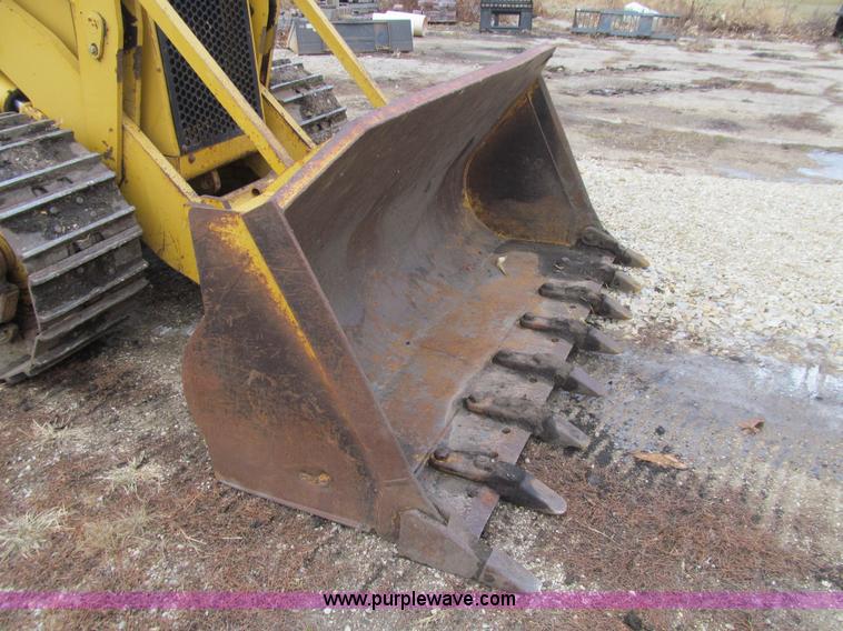 image for item J3341 1997 Caterpillar 939 track loader