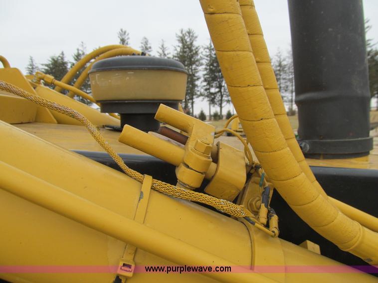 image for item J3341 1997 Caterpillar 939 track loader