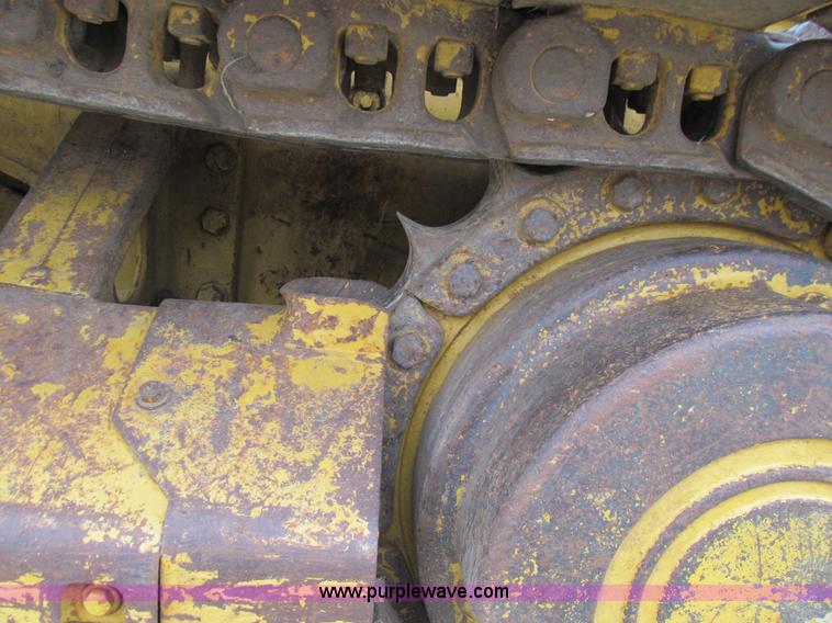 image for item J3341 1997 Caterpillar 939 track loader