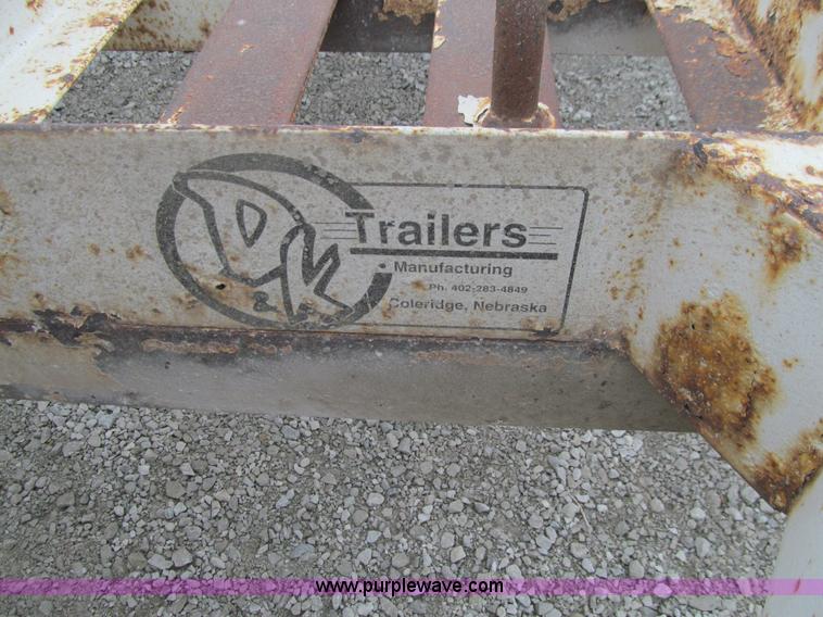 image for item J3342 2001 D&K equipment trailer