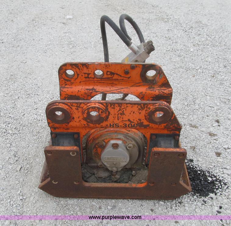 image for item J3344 Stanley HS-3000 hydraulic plate compactor